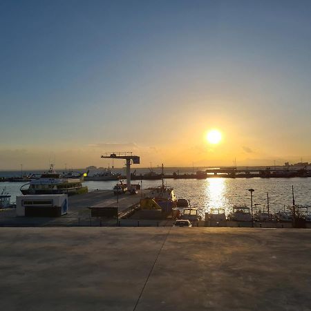Acogedor Apartamento Vistas Al Mar Roses Eksteriør billede