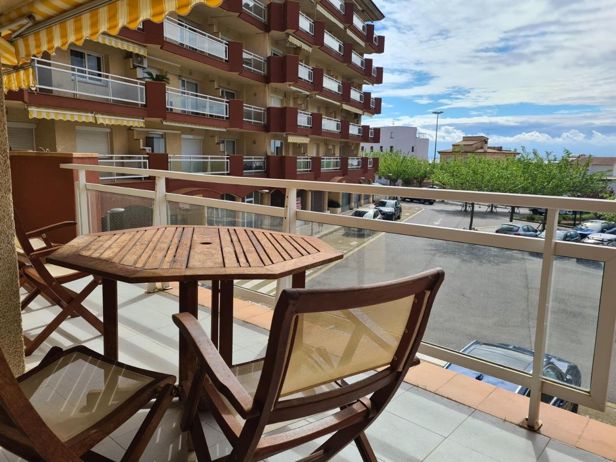 Acogedor Apartamento Vistas Al Mar Roses Eksteriør billede